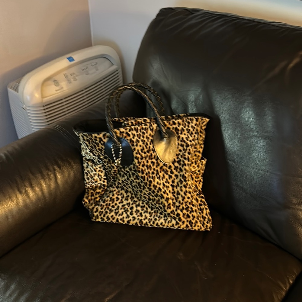 Leopard print tote very good condition